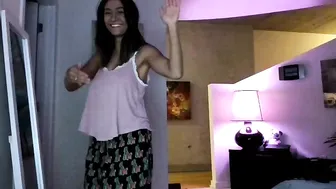 alisummers Cute bitch fucks pussy with sex toy
