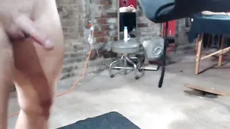 bama_mo68 Sexy hottie gently pulls pussy