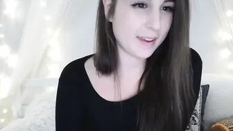 hellocourtney hot girl