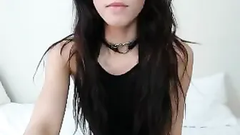 alexapond Lustful babe caresses herself with fingers