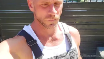 Onlyfans - Savannah Bond X Johnny Sins May-06-2025 Vulva Fapping Show