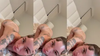 Bhad Bhabie Onlyfans slut plays pink hole