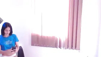 everlenn Blonde curvy fucks pussy with a vibrator