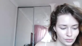 oksanafedorova Lustful babe caresses shaved pussy