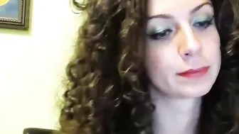 katechemistry Hot babe masturbates shaved cunt