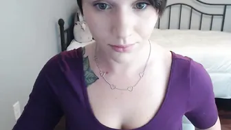 ashsosavage oral sex in front of the webcam