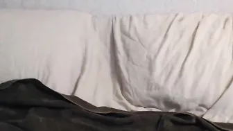 meyumipippin Erotic gymnast effectively changes poses