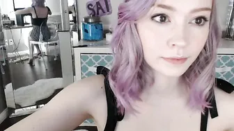 nataliagrey Cute girl caresses her charms