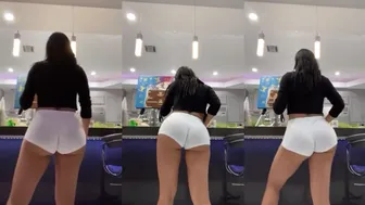 Miafrancis Onlyfans sexy thin model playing  her wet hole