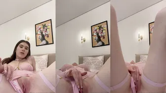 Marichka onlyfans fucks her wet hole camporn