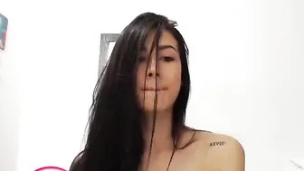 brizapiedrahita Cute chick fucks herself with sex toys