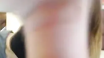 challengeme2 Spicy bitch jerks off pussy