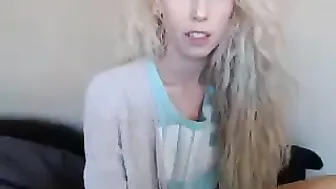 tanyaxxx29 curvy sucks guy dick