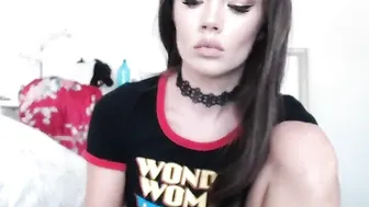 tinker_mel Naked her booty seduces visitors