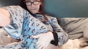 amyrae Lustful mare fucks both holes