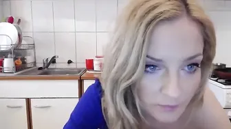 viciousqueen Beautiful lady shows gorgeous body
