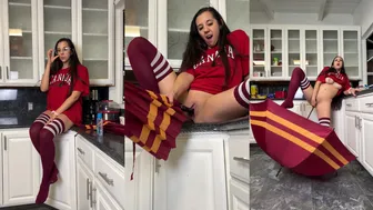 MistyRay onlyfans spy wet hole fingering