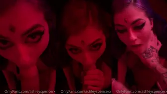 Ashleyspencerx onlyfans online caresses  a wet tight hole