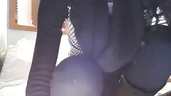 lilrosiedoll Naughty brunette is petting natural tits