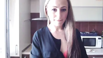 hottie_lady cute brown-haired with round tits