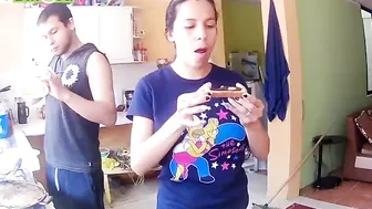 sayatosty Graceful slut fucks handle from the pan