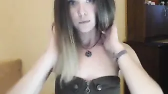 kaya_doll Pretty woman fucks her ass in front of webcam
