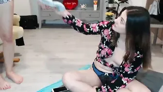 sweetcarlaxo babe cums off toys