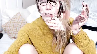 sageness Lustful brunette sucking dick