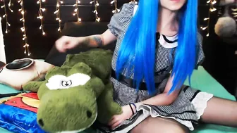 vero_kek Cute girl riding a sex toy