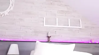 disneydeee Russian girl in free chat gives heat!