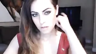 aapl Black-haired handjob lying on the couch