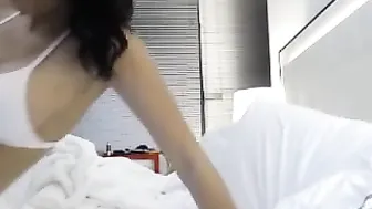 desertrose92 Fluffy nipple jumps on strap-on