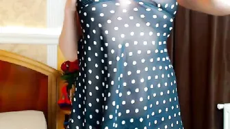 karisasweet Fat old woman kneads wet vagina