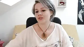 jessycahottie Beauty fucks with a rubber doll