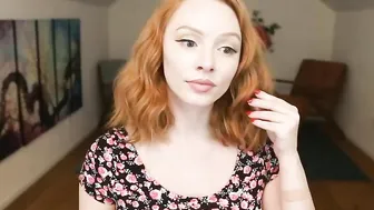 austinwhite Exquisite woman pulls the vagina