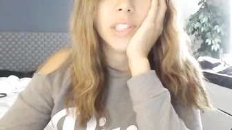 cinnabuns Adorable bitch twirls elastic booty