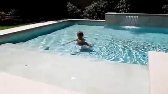 ainsleedivine Solid hotties @ check out their boobs