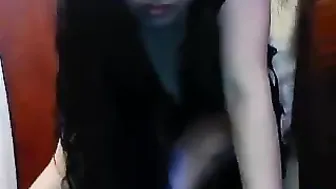 hanami88 Vicious bitch pulls vagina with fingers