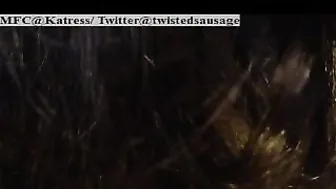 katress Crazy thing to check her pussy