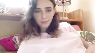 diamondlover123 mother teases clit