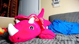 nestarootz Shrew coquette caresses herself sex toy