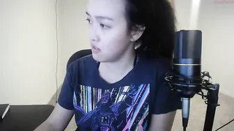 zilla_x Buxom Shmarina Shows Underwear