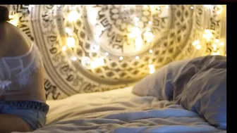 good69vibez Wonderful bitch shows off her delicious body.