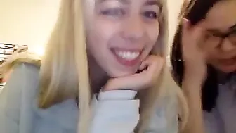strawberryjuju Naughty bitch gently jerks her pussy