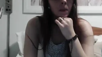 sxyhippie420 Blissful female caresses and fucks her pussy