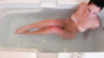 lexxykitty The nipple with big boobs fascinates the look