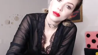 kimtylor Vicious lady pulls clit