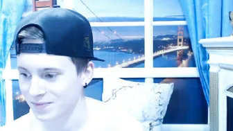 rebeccawthmanuel Sweet bitch shows pussy