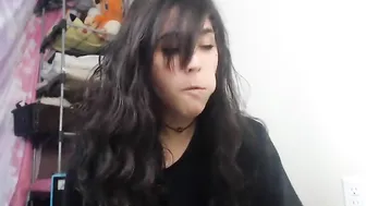 bllueberrylove Crazy doll masturbates shaved pussy