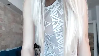 uglyblonde Big tit teases her pussy with a phallus